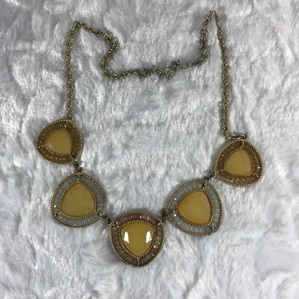 Geometric unique statement necklace Gold tones - Picture 5 of 5